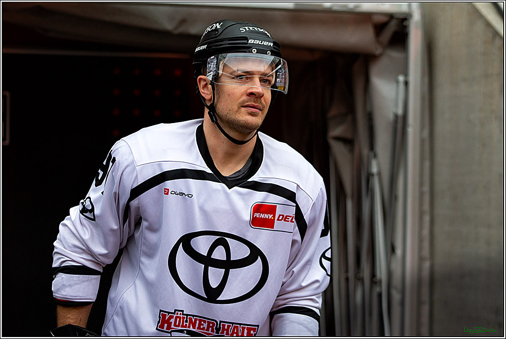 PENNY DEL; Koelner Haie Wintergame Training; Koeln, 02.12.2022